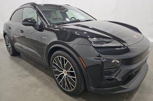 Jet Black Metallic 2025 Porsche Macan Macan Electric 4