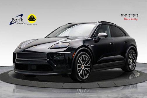 Jet Black Metallic 2025 Porsche Macan Macan Electric 4