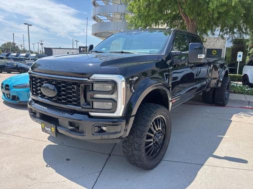 Agate Black Metallic 2026 Ford F-450 Platinum