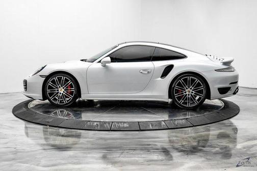 2016 Porsche 911 Turbo
