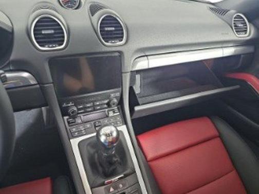 2024 Porsche 718 Boxster Style Edition