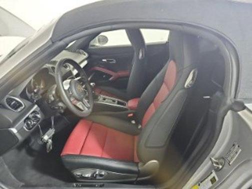 2024 Porsche 718 Boxster Style Edition