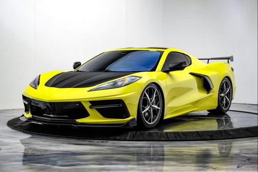 Arctic White 2021 Chevrolet Corvette Stingray w/3LT