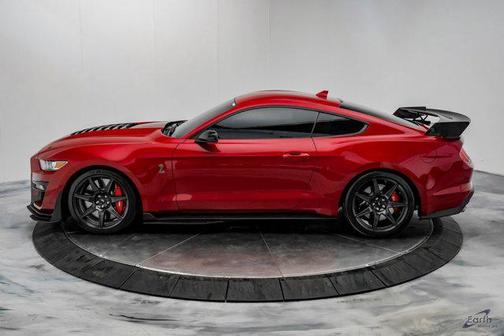 2022 Ford Shelby GT500 Base