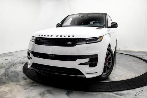 2025 Land Rover Range Rover Sport SE