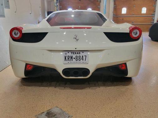 2015 Ferrari 458 Italia Base
