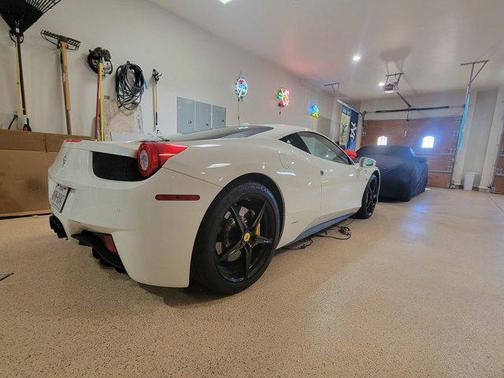 2015 Ferrari 458 Italia Base