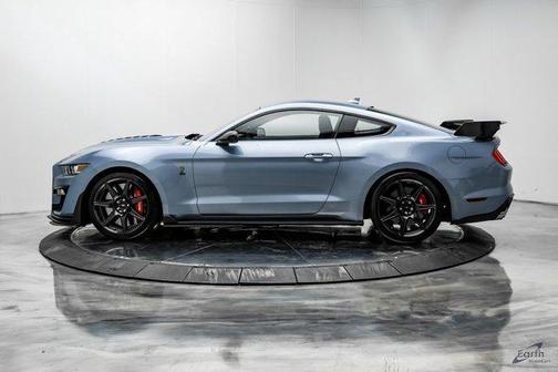 2022 Ford Shelby GT500 Base