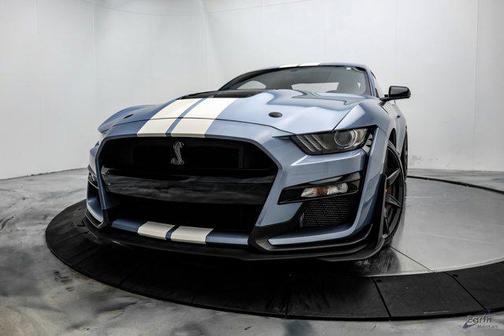 2022 Ford Shelby GT500 Base