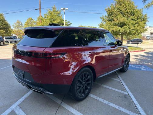 2024 Land Rover Range Rover Sport SE