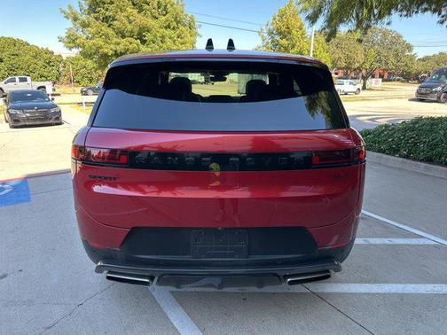 2024 Land Rover Range Rover Sport SE