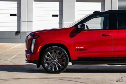 2025 Cadillac Escalade V-Series