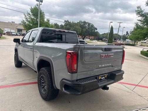 2024 GMC Sierra 1500 AT4X