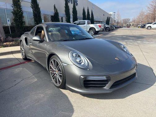 2017 Porsche 911 Turbo