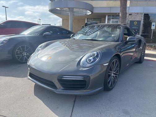 2017 Porsche 911 Turbo
