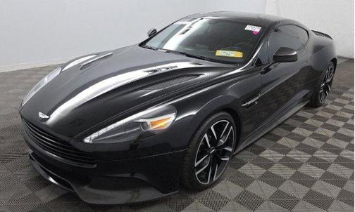 2016 Aston Martin Vanquish Carbon