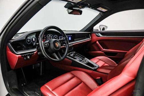 2020 Porsche 911 Carrera