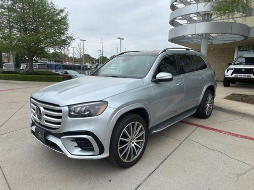 Cirrus Silver Metallic 2025 Mercedes-Benz GLS 580 4MATIC