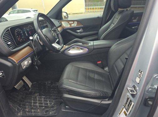 2025 Mercedes-Benz GLS 580 4MATIC