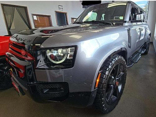 Eiger Grey Metallic 2024 Land Rover Defender 110 P400 X
