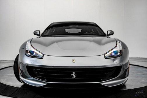 Grigio Titanio Metallic 2018 Ferrari GTC4Lusso V12