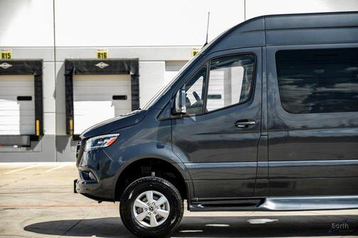 2025 Mercedes-Benz Sprinter 2500 Standard Roof