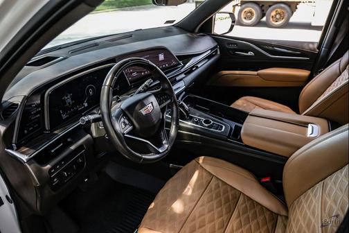 Crystal White Tricoat 2024 Cadillac Escalade Sport