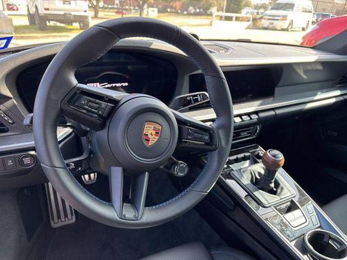 2025 Porsche 911 Carrera T