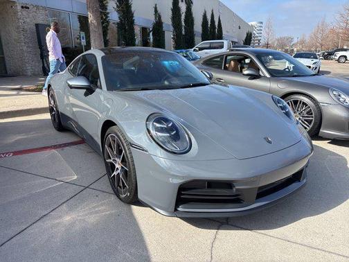 2025 Porsche 911 Carrera T