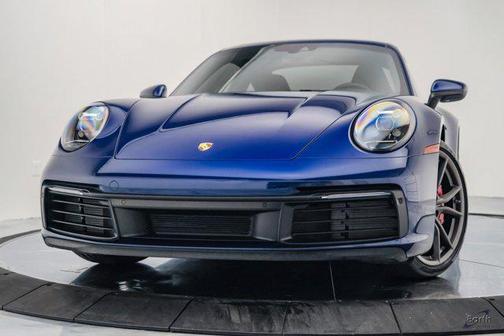 2022 Porsche 911 Carrera GTS