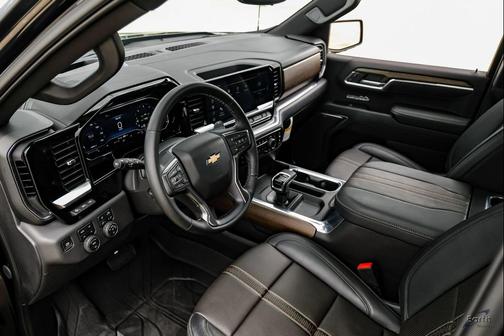 Black 2025 Chevrolet Silverado 1500 High Country