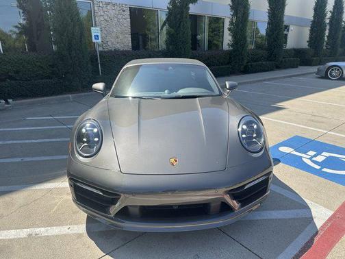 2022 Porsche 911 Targa 4S