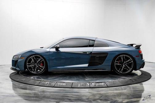 Kemora Gray Metallic 2020 Audi R8 V10 performance quattro S tronic