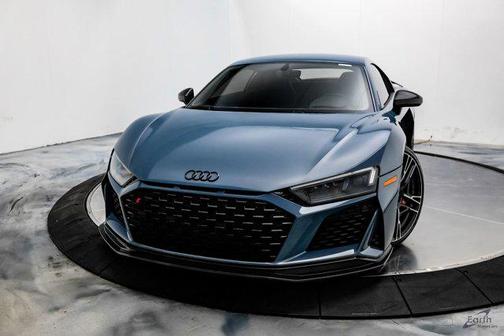 Kemora Gray Metallic 2020 Audi R8 V10 performance quattro S tronic