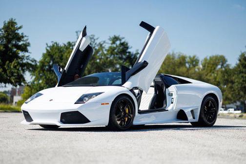 Bianco Isis 2008 Lamborghini Murcielago LP640