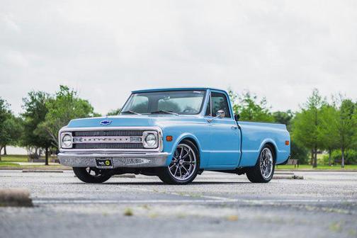Blue 1969 Chevrolet C10/K10 BluePrint 383 Restomod!