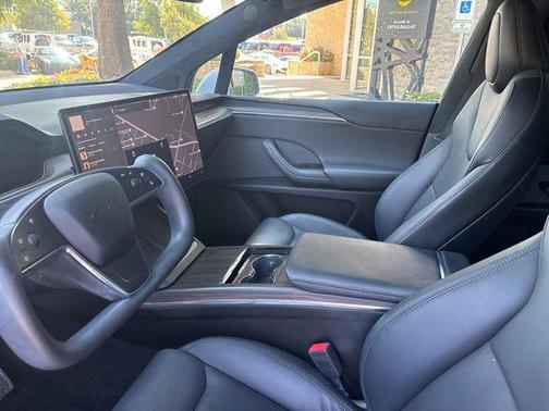 2023 Tesla Model X Standard Range