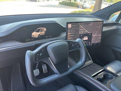 2023 Tesla Model X Standard Range