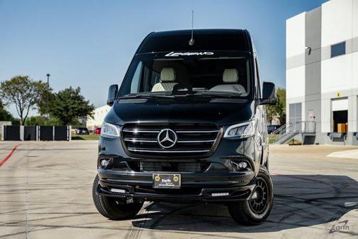 2025 Mercedes-Benz Sprinter 2500 High Roof