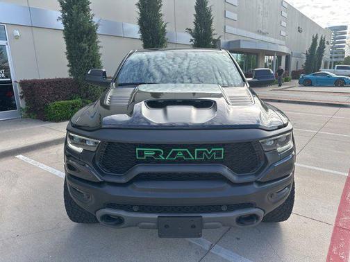 Diamond Black Crystal Pearlcoat 2021 RAM 1500 TRX