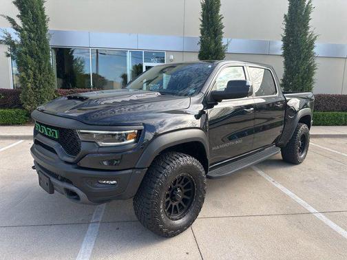 Diamond Black Crystal Pearlcoat 2021 RAM 1500 TRX