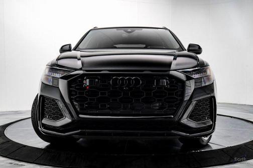 2024 Audi RS Q8 4.0T