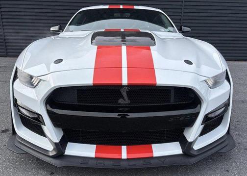 2022 Ford Shelby GT500 Base