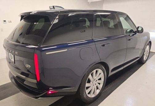2023 Land Rover Range Rover P400 SE