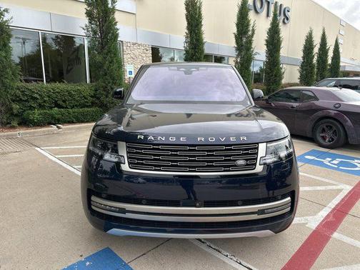 2023 Land Rover Range Rover P400 SE