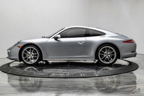 2015 Porsche 911 Carrera