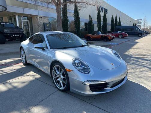 2015 Porsche 911 Carrera