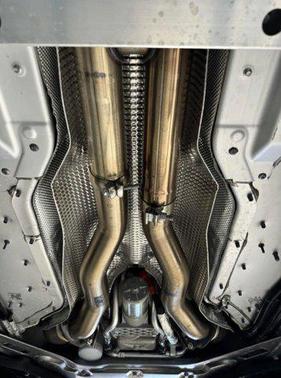 Xenon Gray 2023 Aston Martin Vantage V12 Coupe