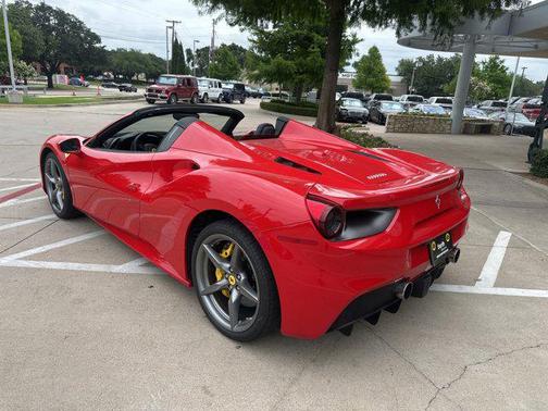 2016 Ferrari 488 Spider Base