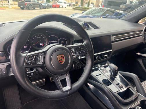 2022 Porsche Cayenne Turbo